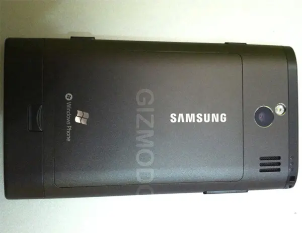 Nuevas imágenes de WP7 en un Samsung i8700