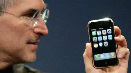Steve Jobs buscó en un principio reemplazar a las operadoras telefónicas