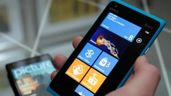 Operadores europeos dicen que los equipos Lumia no pueden competir contra iOS y Android