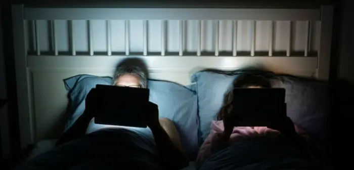 Científicos recomiendan evitar usar smartphones antes de dormir