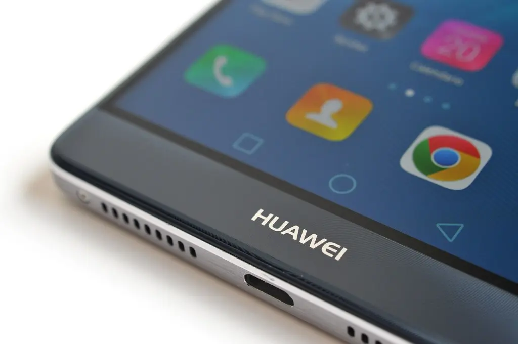 Video: Pruebas de Huawei con tecnología SuperCharge