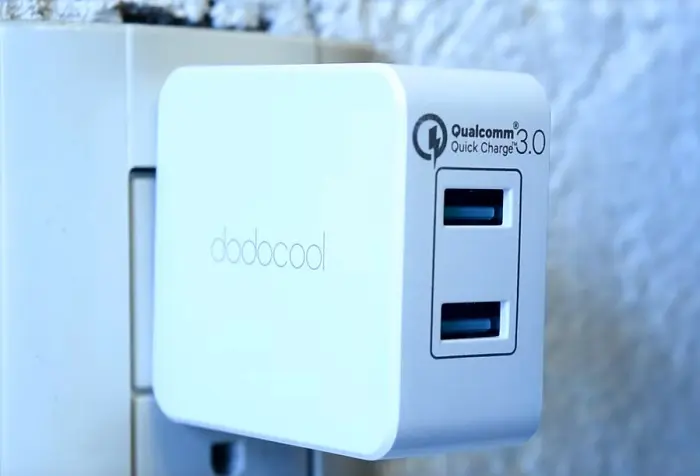 Video: Análisis del cargador con doble entrada USB de Dodocool