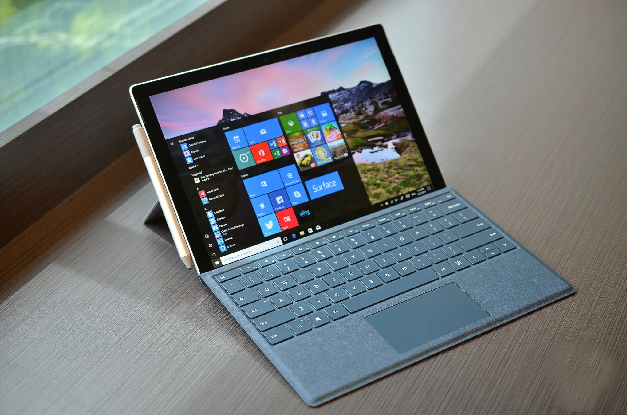 Surface Pro 5 con LTE llegará en diciembre próximo