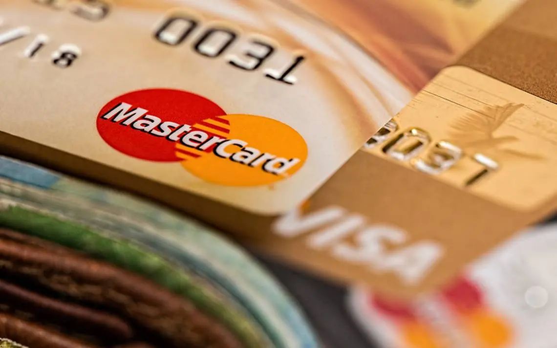 Las tarjetas Mastercard ya no tendrán banda magnética a partir de 2024