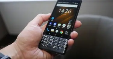 TCL se reporta satisfecho con las ventas logradas con el smartphone BlackBerry