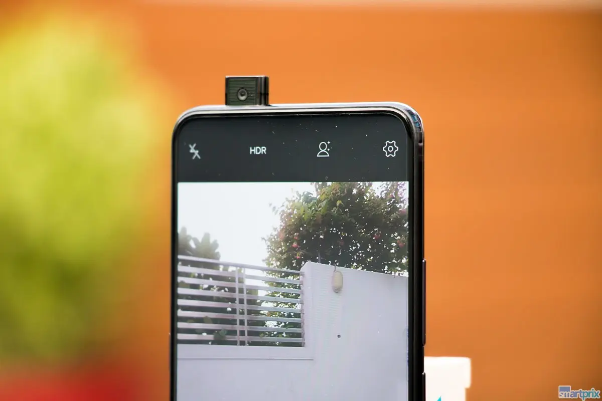 Xiaomi podría lanzar un smartphone con cámara retráctil