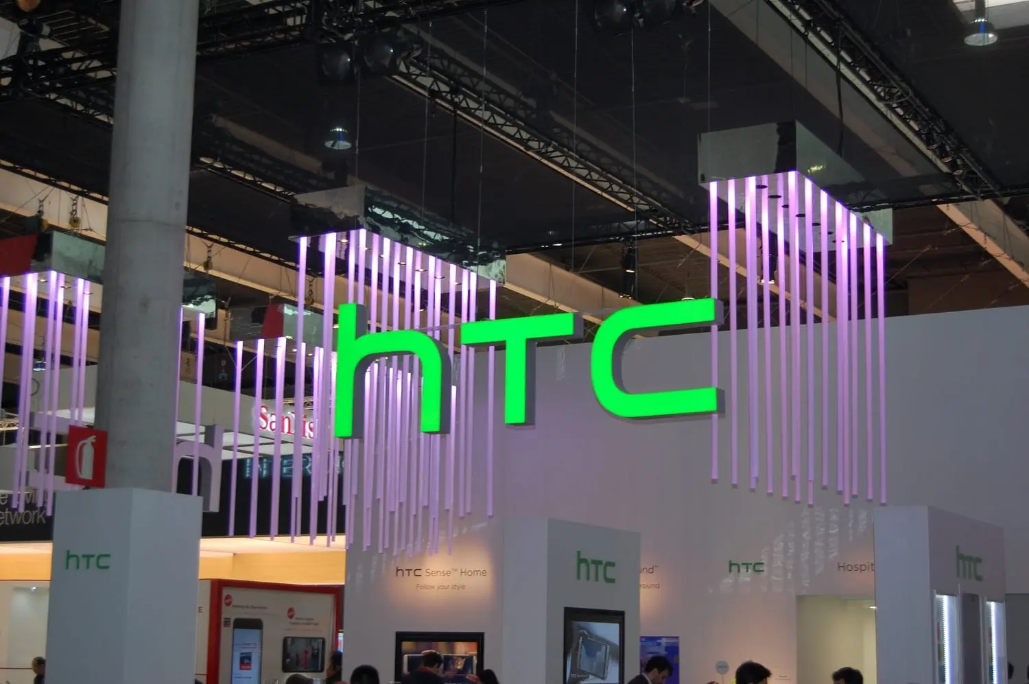 HTC licenciará su marca a terceros en la India
