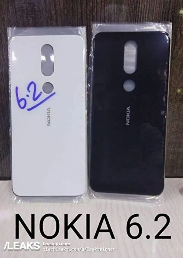 Panel trasero muestra dos cámaras para el Nokia X71