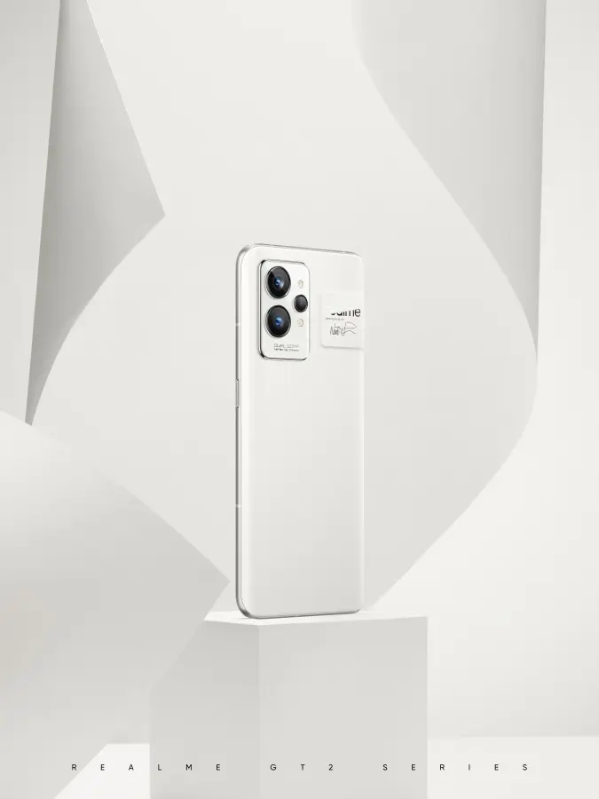 realme presenta el GT 2 Pro, el primer smartphone con bio material y panel OLED de 120Hz