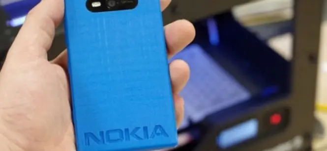 Impresión-3D-Nokia-Lumia-520-MWC2013