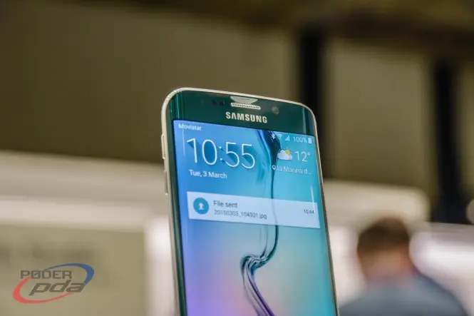 Samsung-Galaxy-S6-Edge-Hands-On-MWC2015(3)
