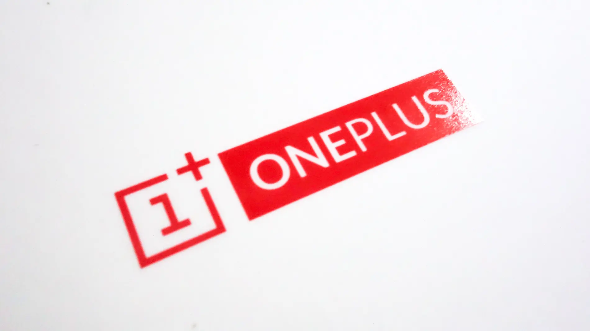 oneplus-logo(2)