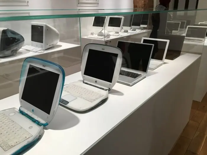 Colección portátiles de Apple en Praga