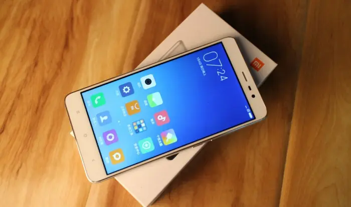 Xiaomi Redmi Note 3 desempaquetado por Pasión Móvil
