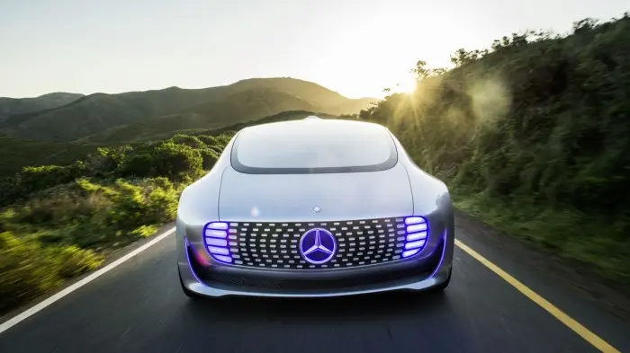 Mercedes-vehiculo-autonomo-ces-2015