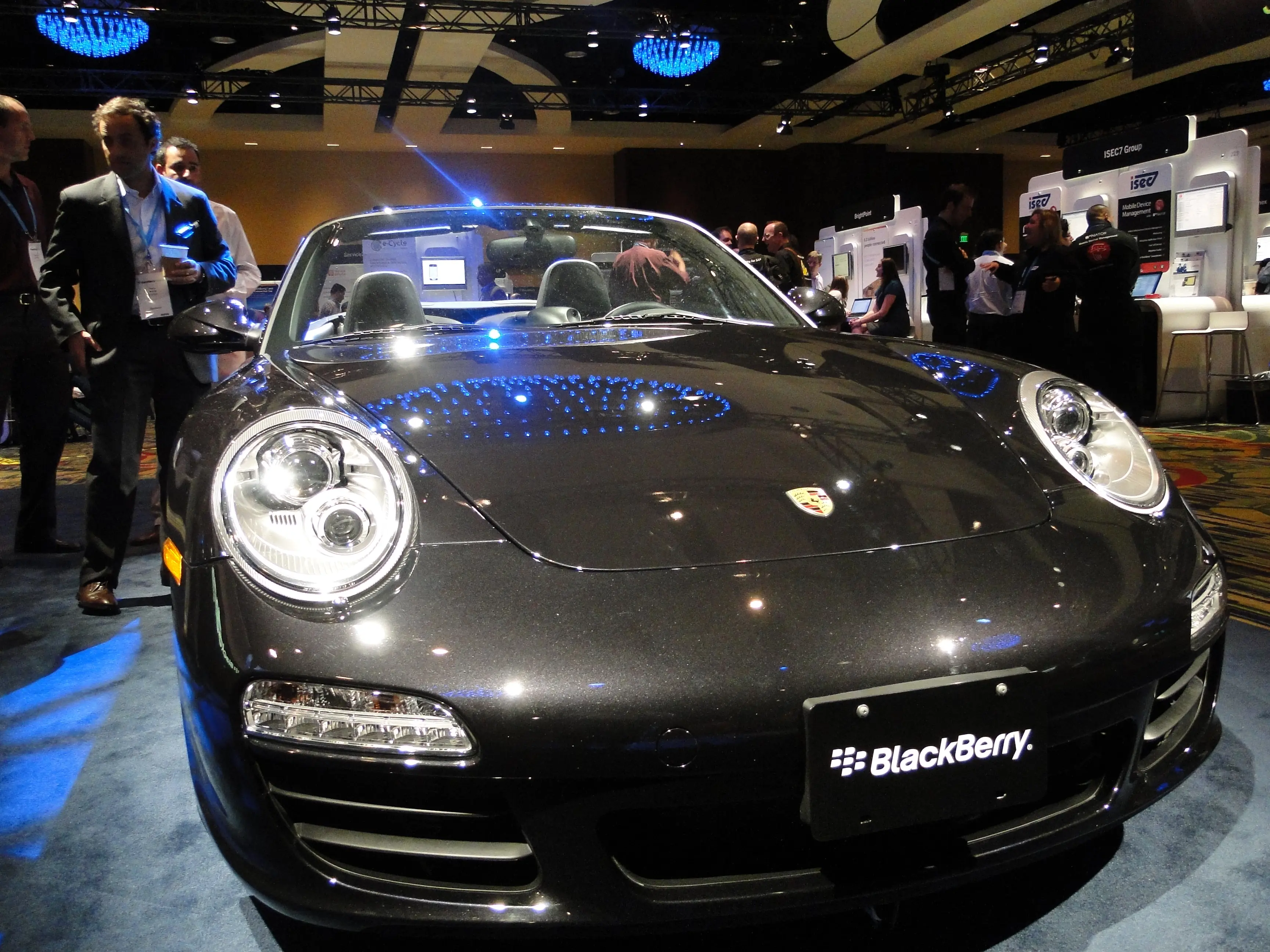 Porsche equipado con PlayBooks y potenciado con QNX