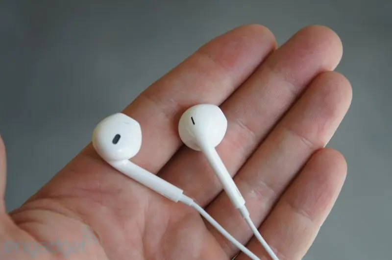 Что делать если аирподсы. Apple Earpods 2. Apple Earpods (3.5 мм). Наушники Earpods es06. Наушники Apple Earpods частоты.