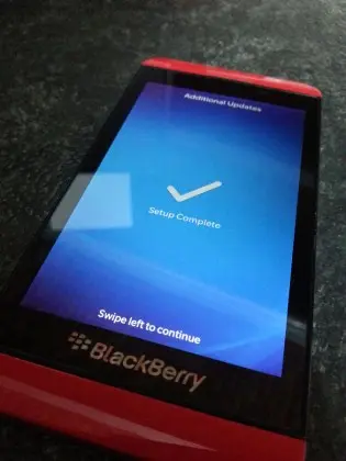 Cómo recuperar un BlackBerry 10 que no enciende y muestra error -  PasionMovil