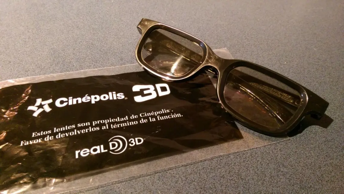 Me robe los lentes 3D del cine.. ¿me sirven? PasionMovil Me robe los lentes 3D del cine.. ¿me sirven? PasionMovil
