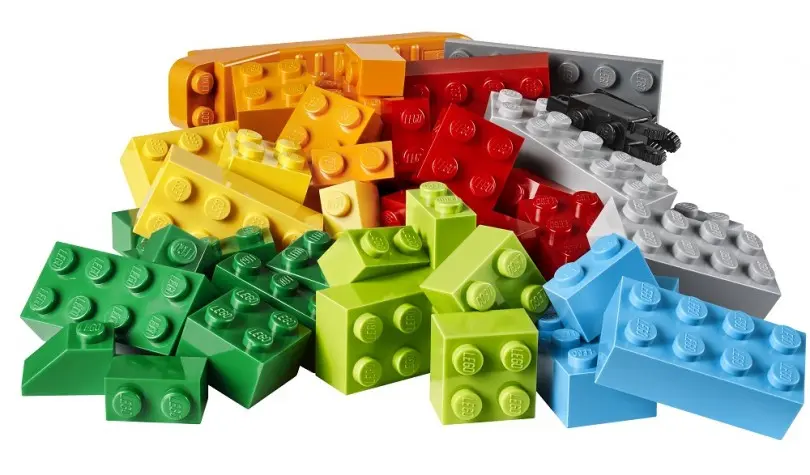 ¿Qué tienen en común Intel y LEGO Minifigures Online?