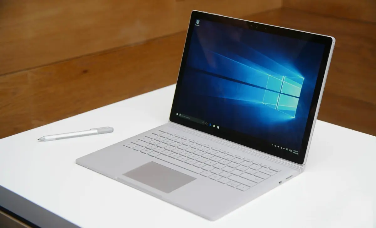 Surface Book es casi imposible de reparar, según iFixit