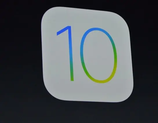 iOS 10 no borra las apps nativas, solo las esconde