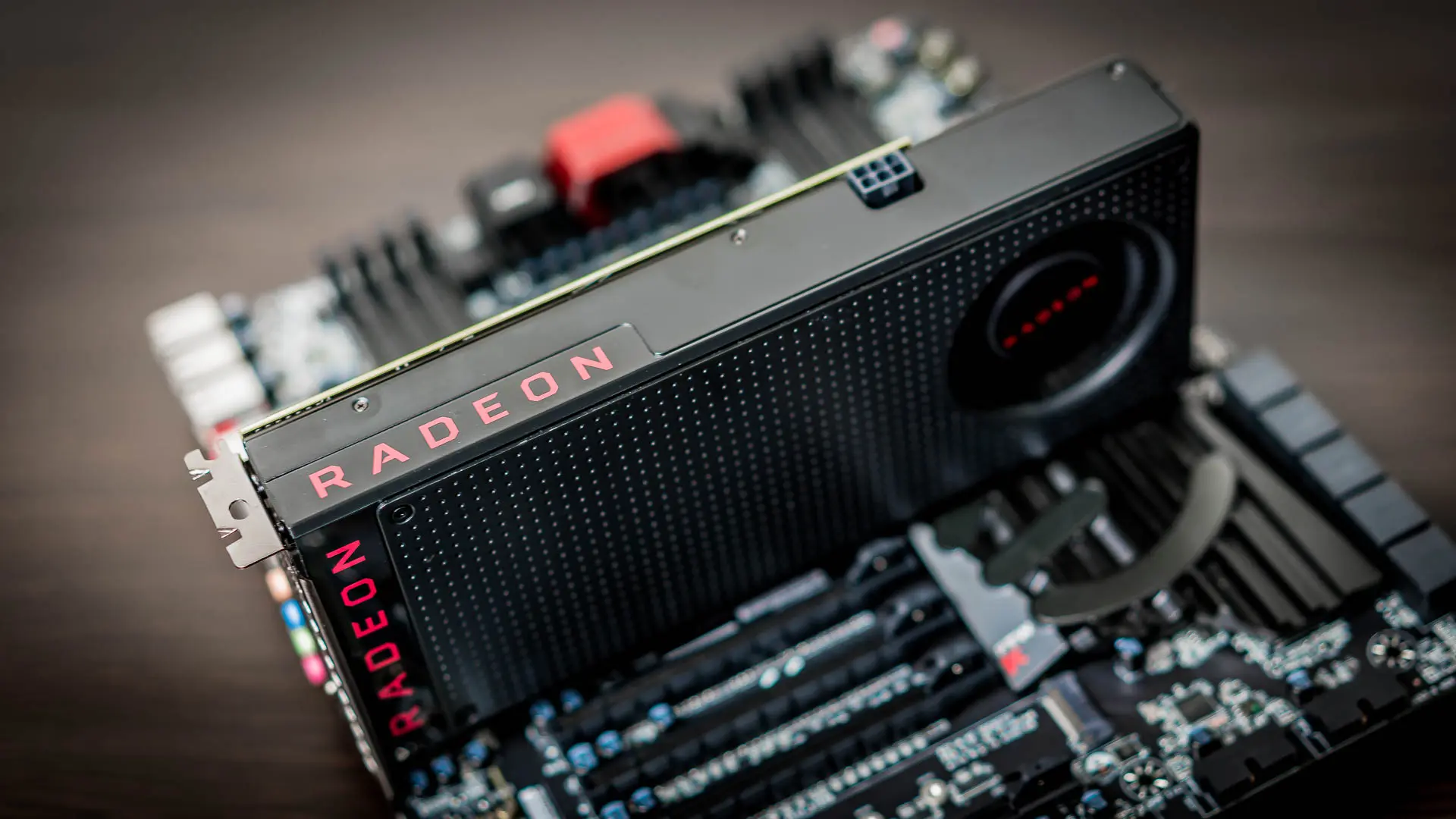 AMD Radeon RX 480 de 8 GB disponible desde ,200 pesos en México