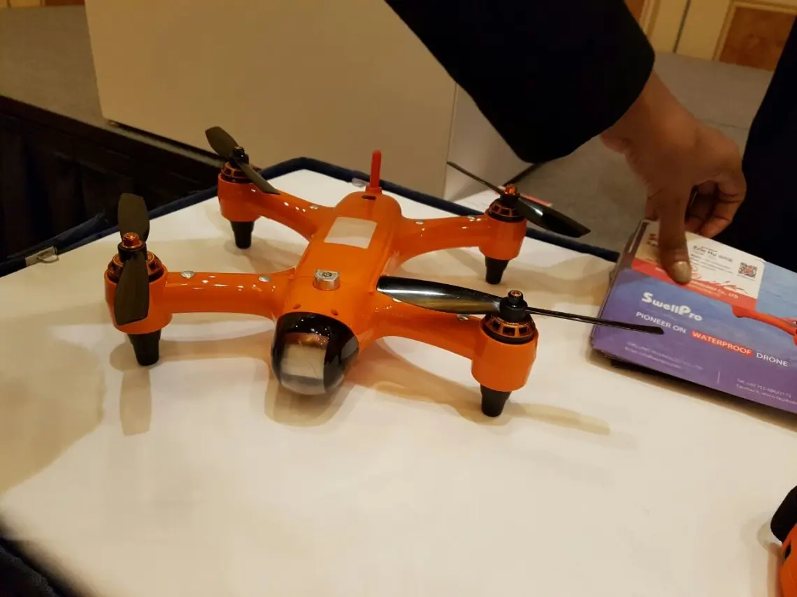 SwellPro estrena el primer drone a prueba de agua #CES2017
