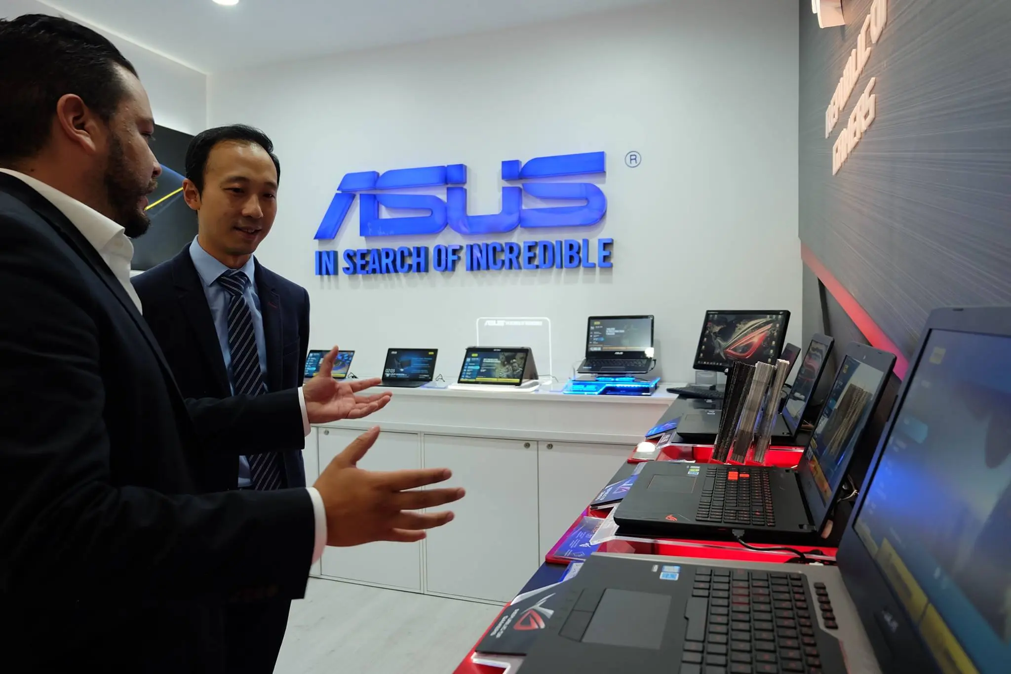 ASUS abre en México la primera tienda oficial