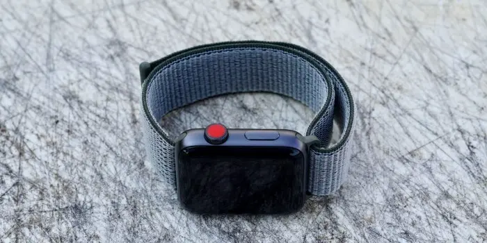 Apple lanza watchOS 4.0.1 para reparar problema con LTE en el smartwatch