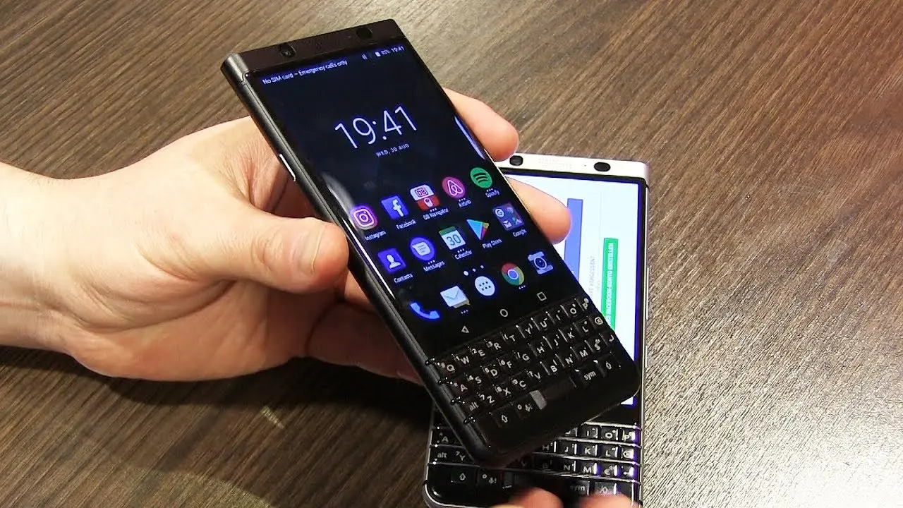 TCL ya no fabricará smartphones bajo la marca BlackBerry