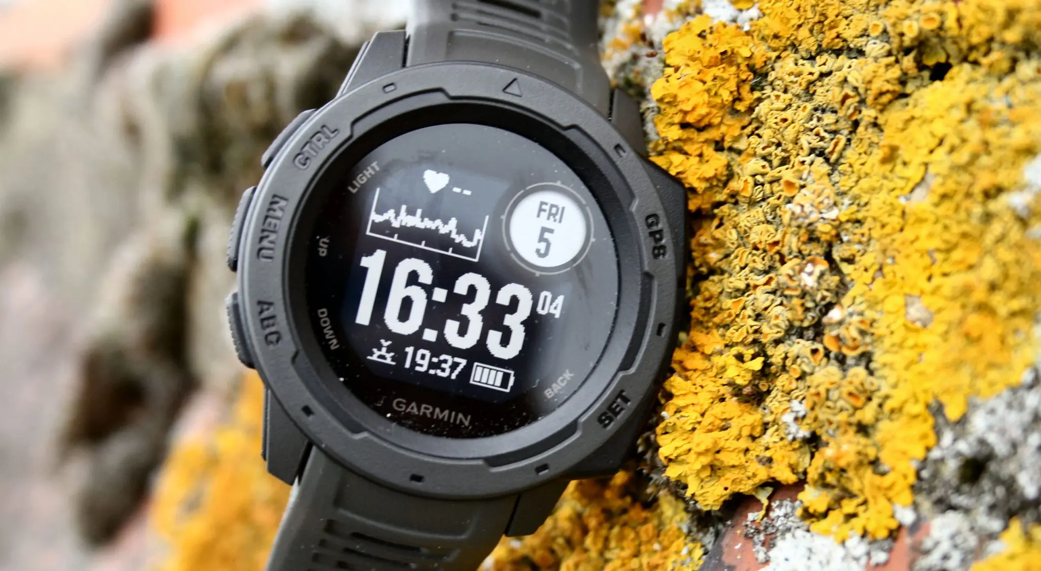Garmin lanza smartwatch Instinct todo terreno