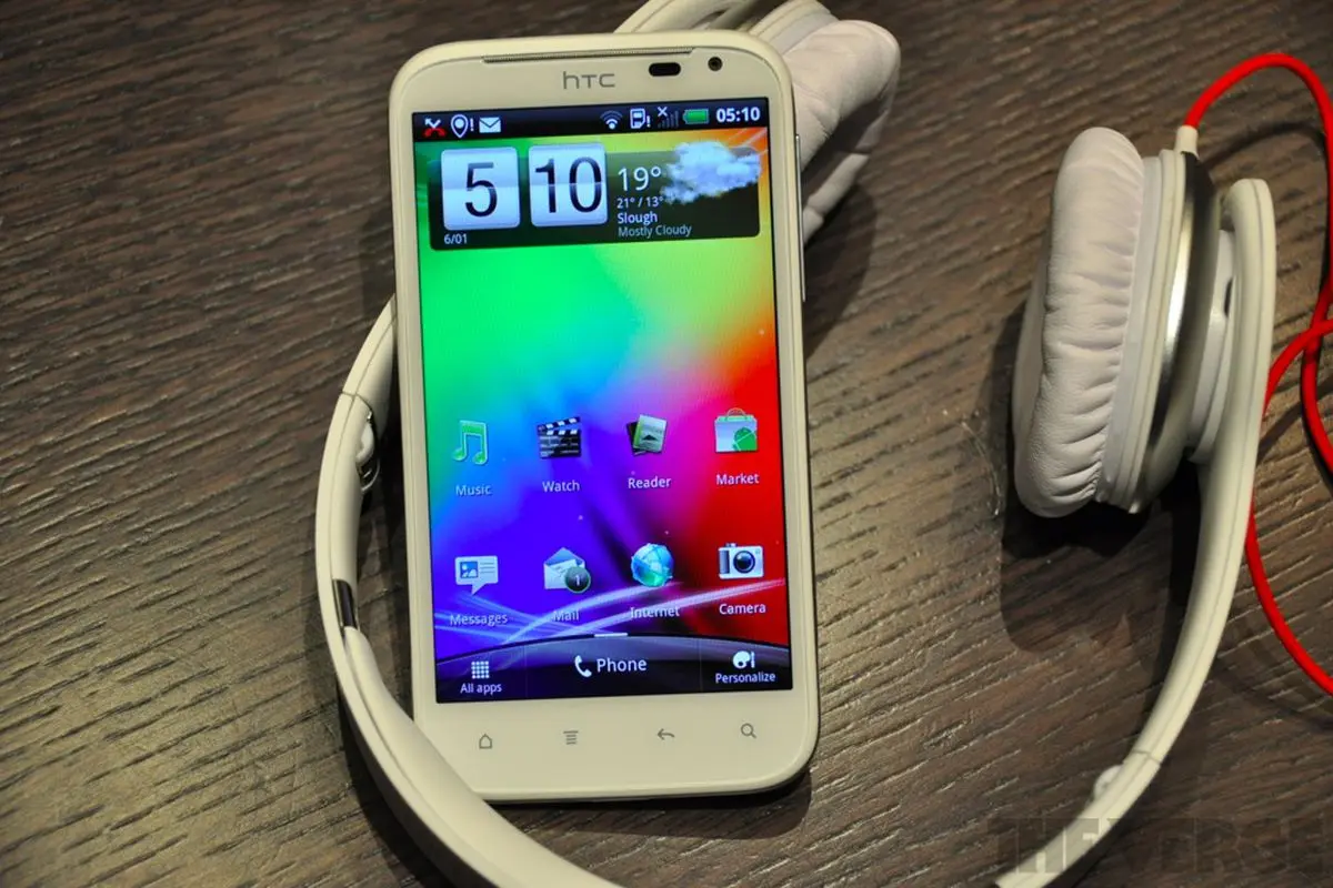 HTC lanzará smartphones de gama alta para competir con iPhone