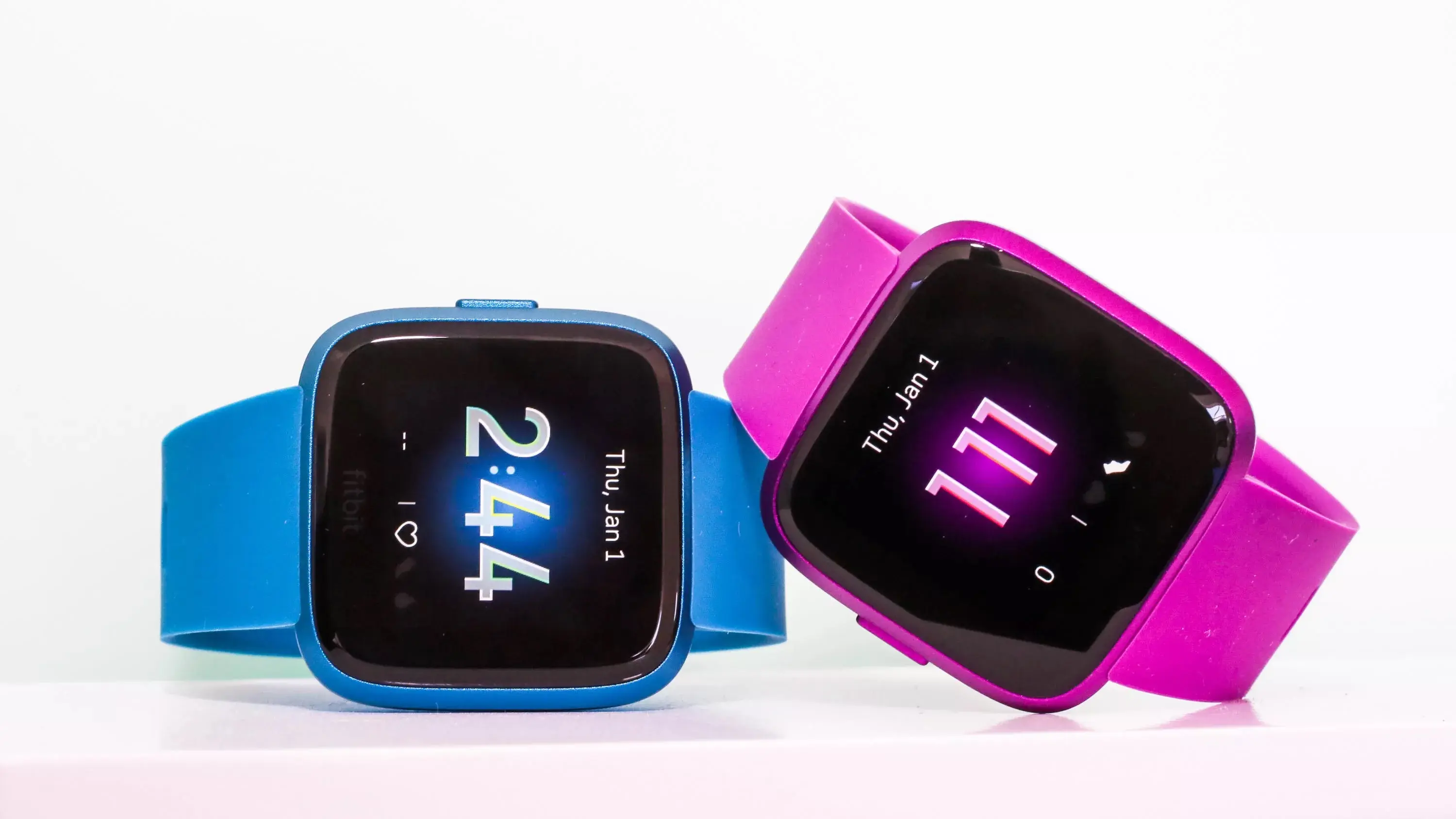 Fitbit Versa Lite, un reloj cuantificador muy económico con Wi-Fi, NFC y reproducción musical
