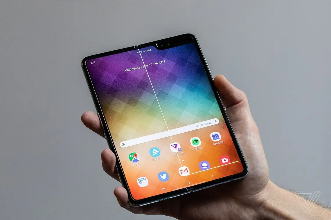 youtube galaxy fold