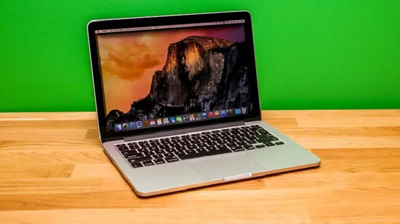 Apple lanza programa de reemplazo de batería de las MacBook pro de 2015 hasta 2017