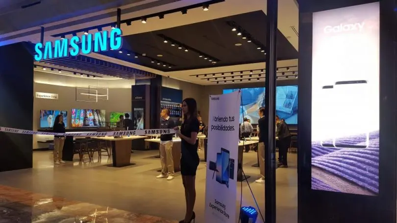 Samsung inaugura 3 nuevas tiendas en México