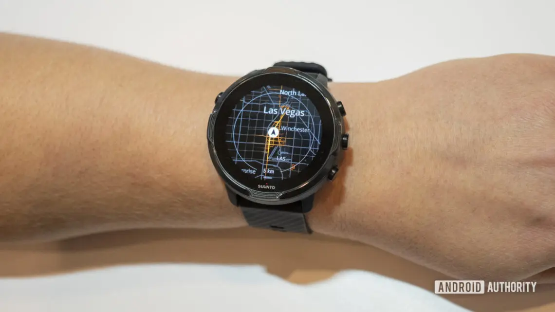 Suunto lanza su primer reloj inteligente con Wear OS