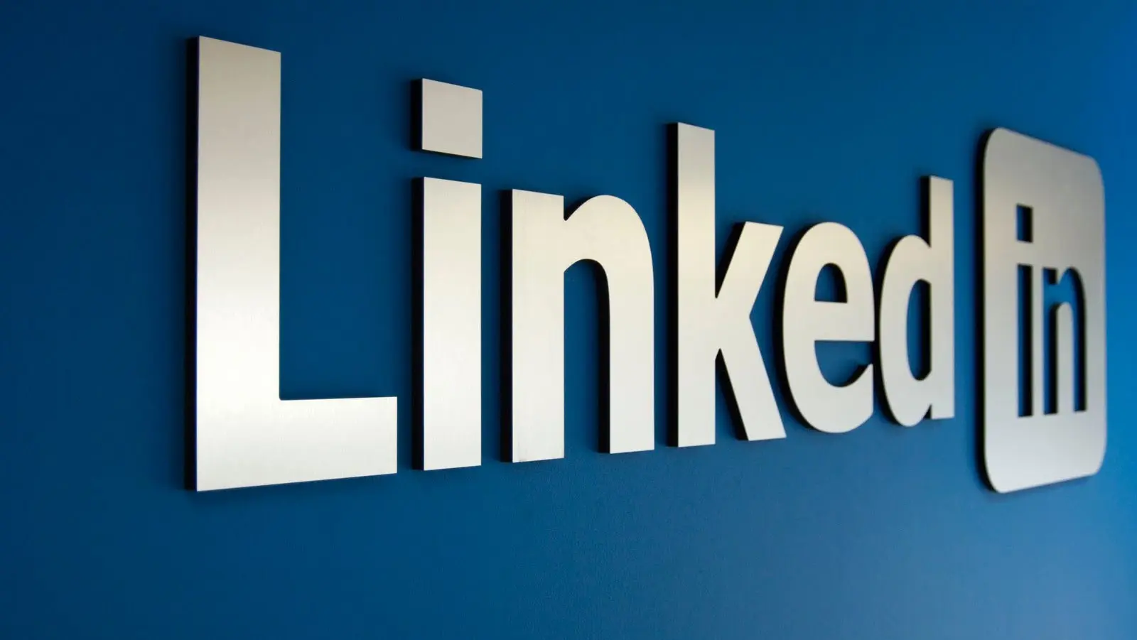 Nuevo phishing en LinkedIn puede robar tus credenciales de acceso