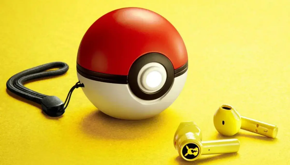 Razer lanza unos audífonos de Pikachu con estuche en forma de Pokébola