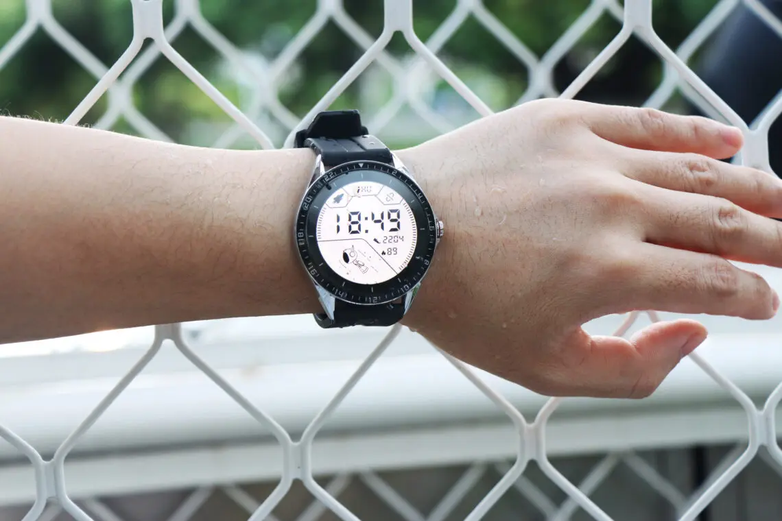 KUMI presenta nuevos relojes inteligentes con funciones de salud y clasificación IP68