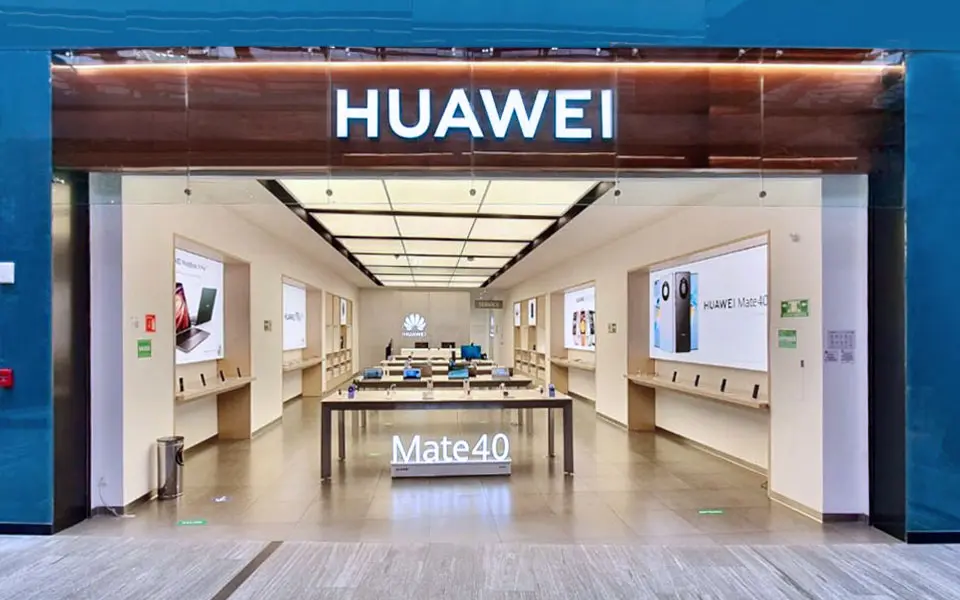 Huawei abre una nueva tienda física en México