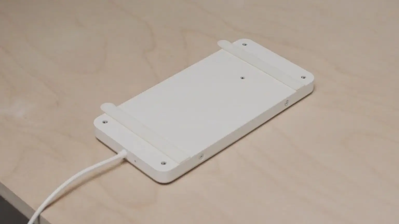Ikea puede transformar cualquier mesa en una plataforma de carga inalámbrica