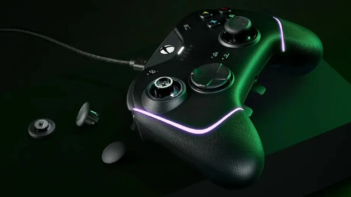 Razer presenta un control para Xbox con cable trenzado e iluminación RGB