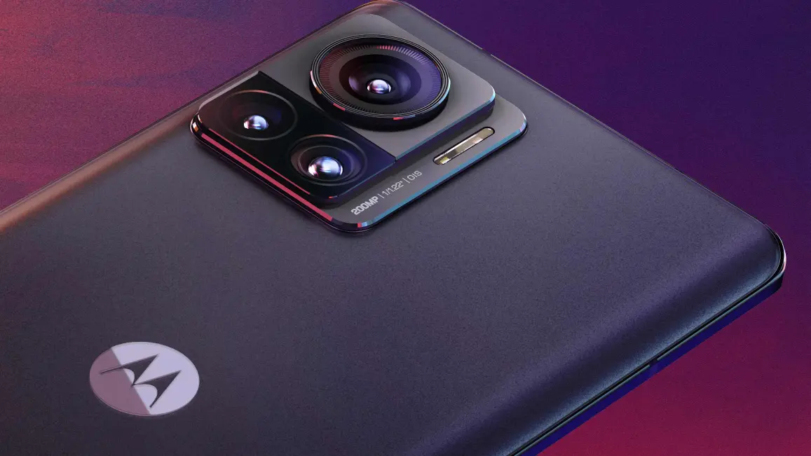 Motorola presentó el edge 30 ultra, su nuevo smartphone con sensor de 200 megapíxeles