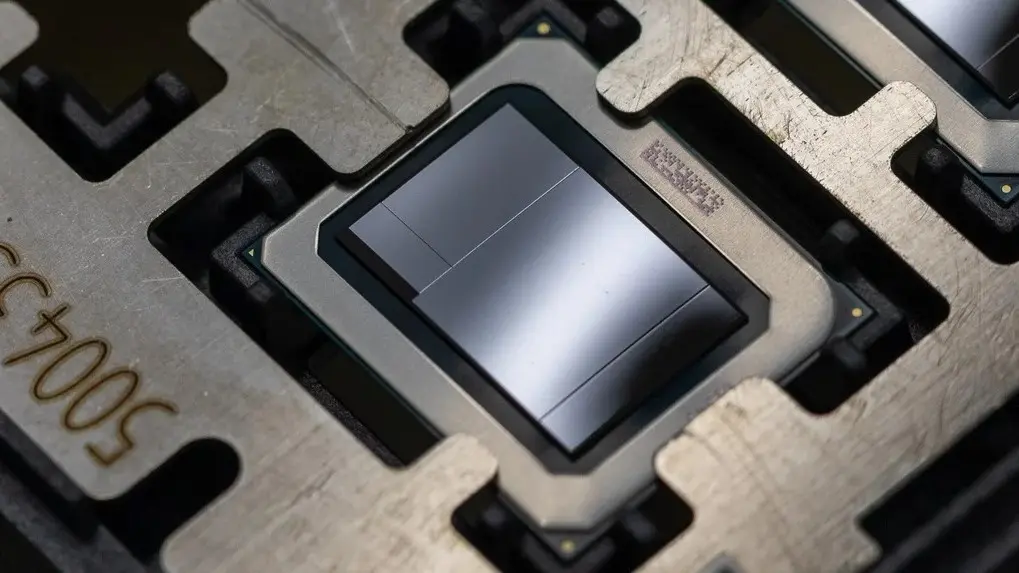 Intel confirma la fecha lanzamiento de los procesadores Meteor Lake y Xeon de 5a Gen
