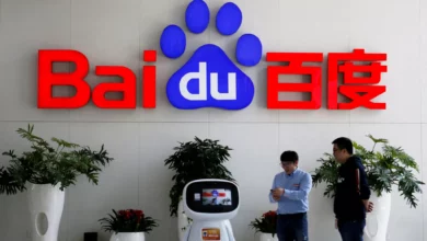 Baidu, empresa china, demanda a Apple por tener copias falsas de su IA Ernie en la App Store