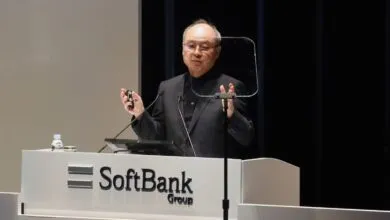 SoftBank invierte 500 millones en OpenAI en ronda de financiamiento