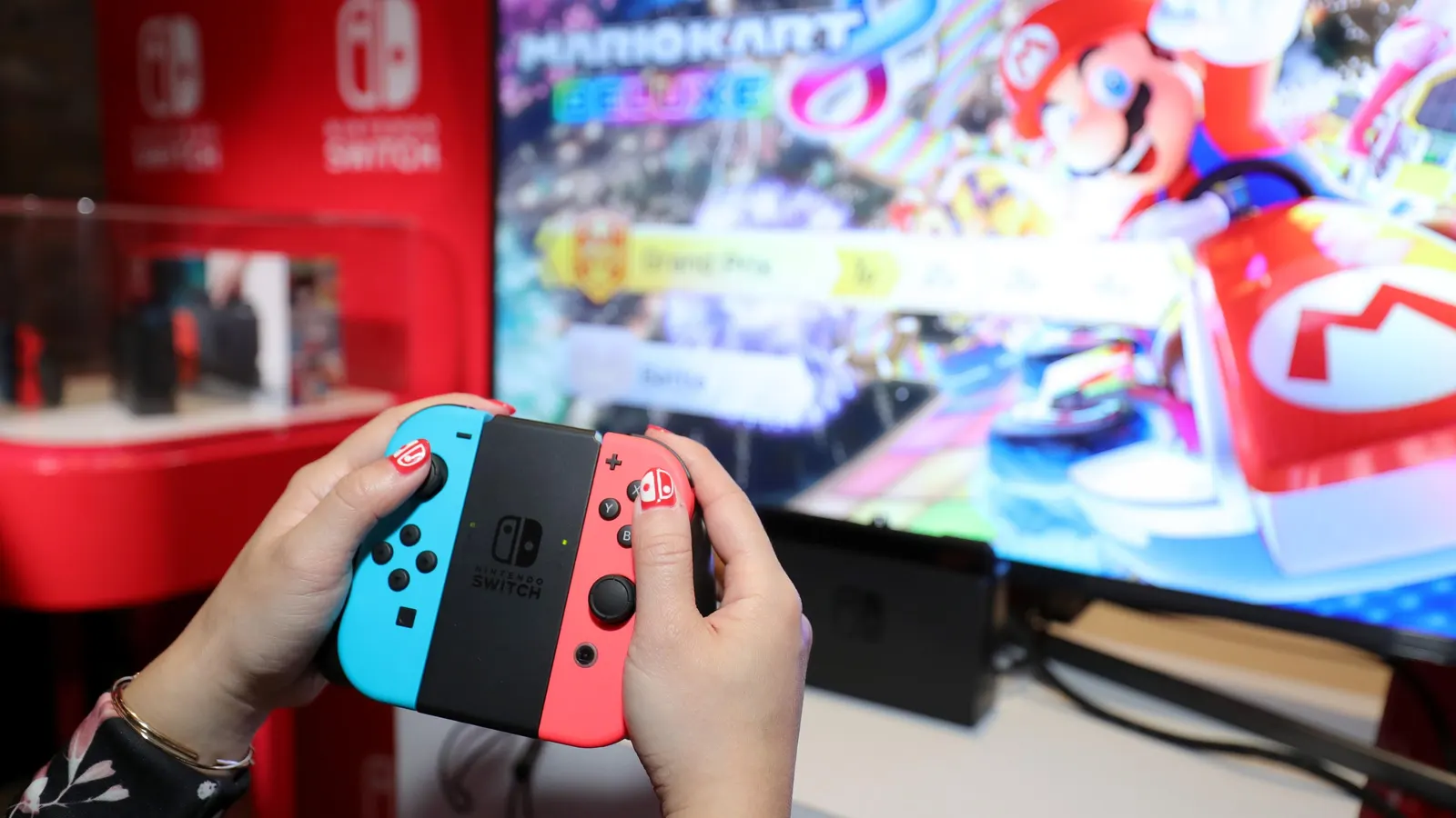 Nintendo reduce pronóstico anual de ingresos por baja demanda de la Switch