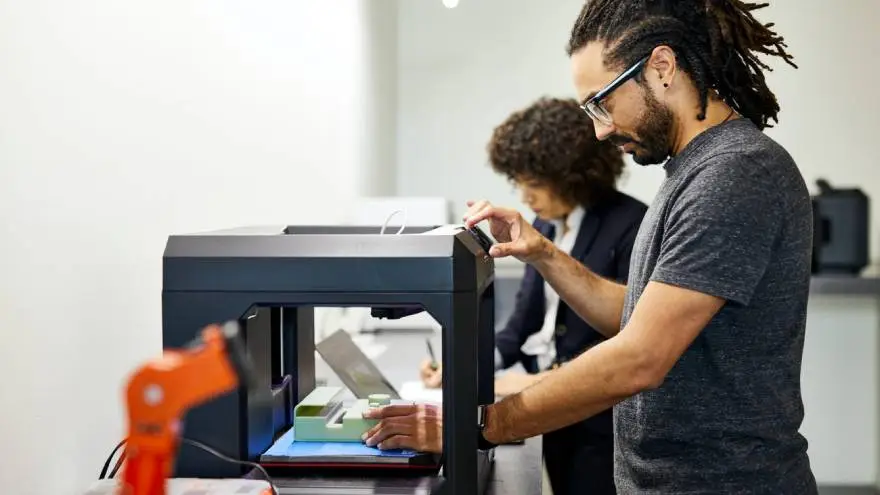 Talleres sobre Impresión 3D económicos en Celaya, México.